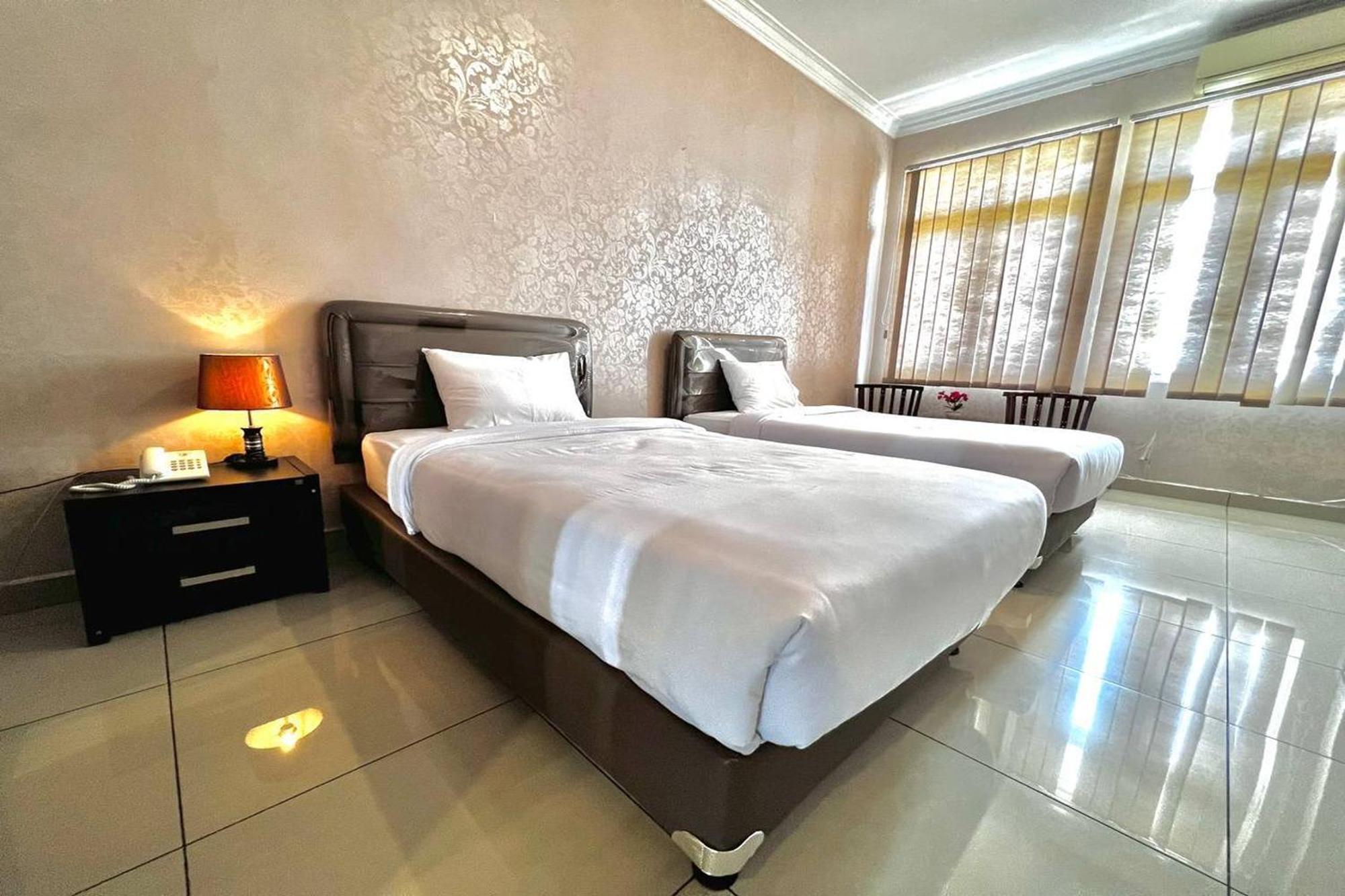 Ohulu Guesthouse Medan Exteriör bild