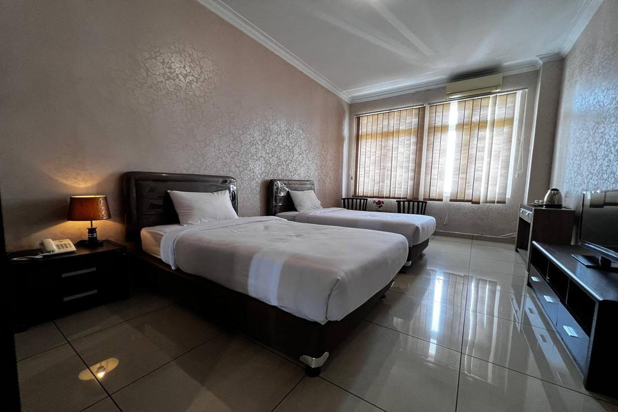 Ohulu Guesthouse Medan Exteriör bild