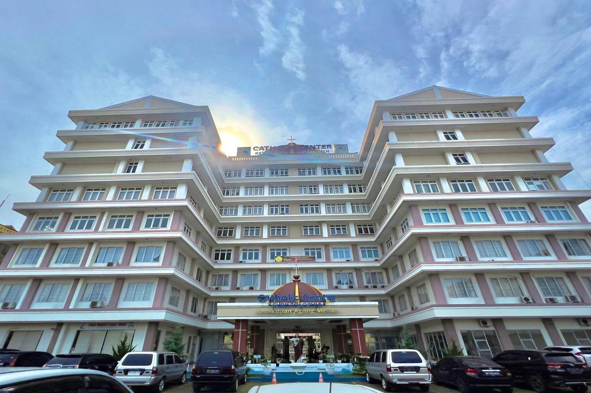 Ohulu Guesthouse Medan Exteriör bild